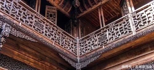 徽州木雕是传统民间雕刻艺术之一,古建筑中的艺术珍品,绝技!