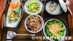 超氧化物|甘油三酯高怎么办？建议：吃1种果，甘油三酯降了，头不晕不痛