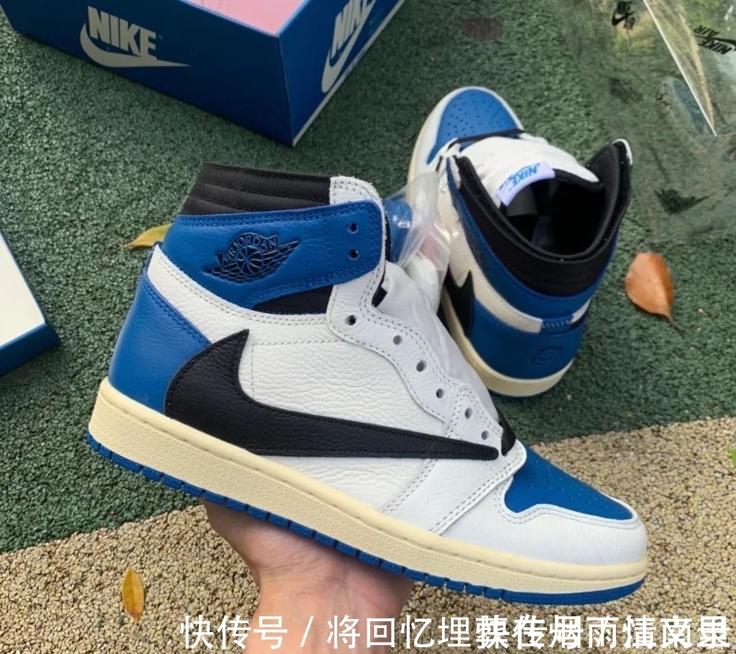 正品 藤原浩倒钩闪电aj1最强横向对比测评 中底拉邦皮料剪裁差的是正?