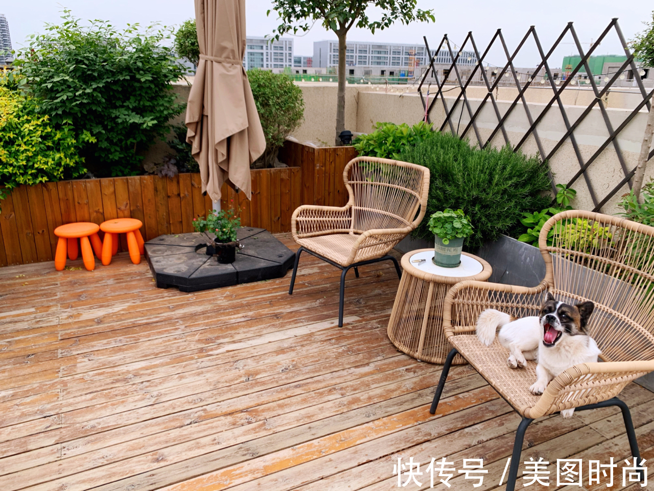 樟子松|花园改造:2万改造60㎡露台花园,户外地面防腐木成本及优劣分析