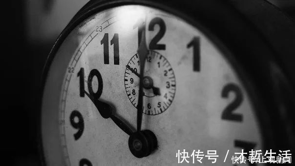 维c|这些习惯,正在偷走体内的维生素,吃再多也不管用!补救方法别错过