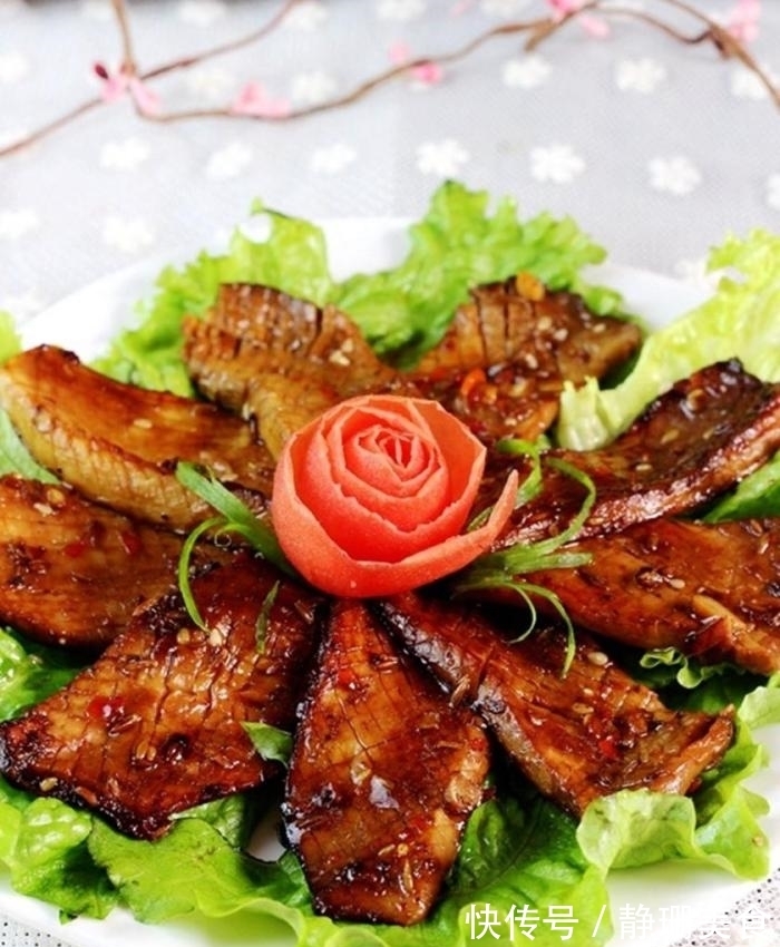 看起来像肉,吃起来像肉,不是豆制品!特别养生,3块钱做一盘!