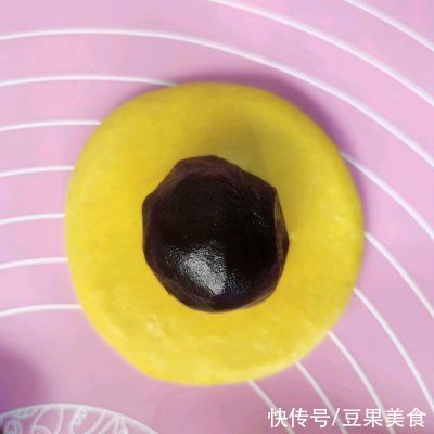 豆沙|不需要模具，一次成功的豆沙南瓜包