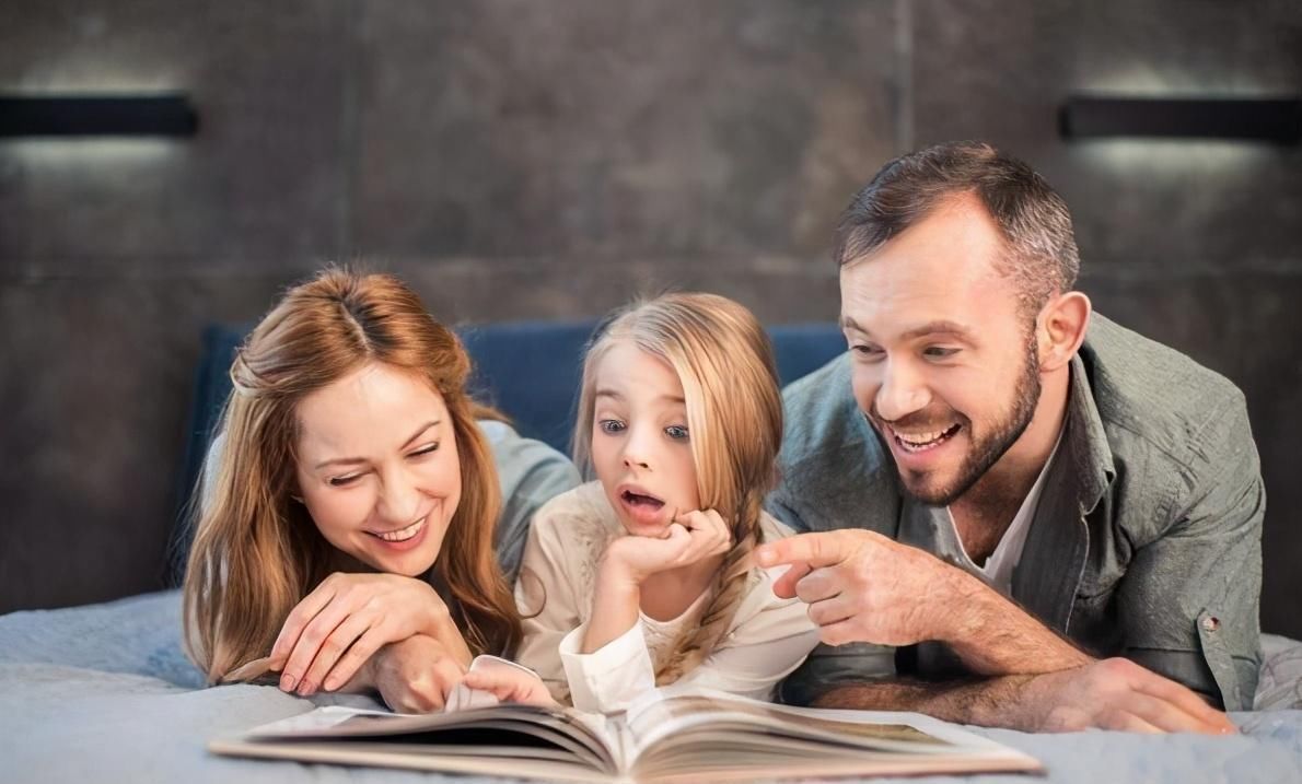 弟弟|“寄人篱下”的孩子有多难,2岁就会照顾弟弟,懂事的让人心疼