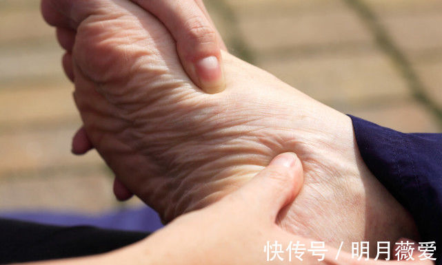 经验|50岁男子尿酸610,3个月降到415,他的经验值得大家学习