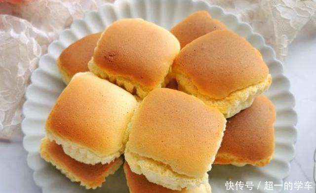 小小的糕点味道香甜,软糯好吃粑粑糕,咸香美味肉松糕,早餐最爱