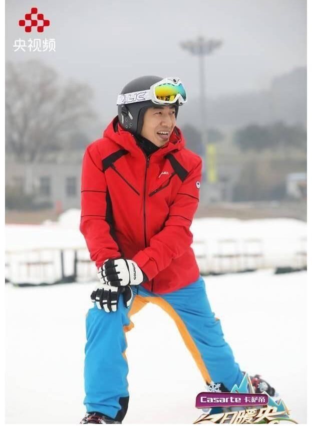 《冬日暖央young》打响雪之战，小撒“抠出二室一厅”