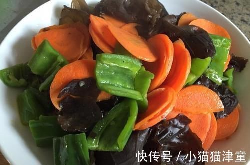 维生素b1|黑木耳和此物一起炒，保护肠胃，血管通畅无阻，眼睛也明亮了