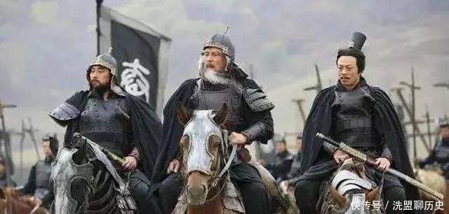 太子|老皇帝被太子逼宫,皇帝:再让我吃1道菜,太子听完菜名就把他杀了