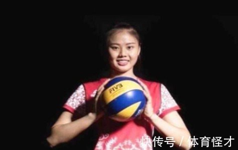 名媛|女排奥运冠军龚翔宇大变样!大长腿搭长靴太抢镜,名媛气质十足!
