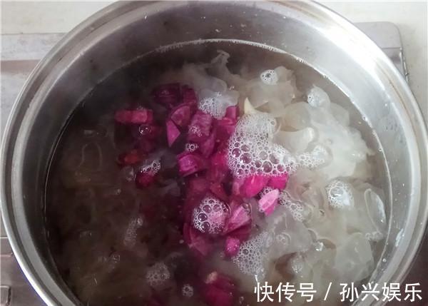 紫薯|“天然安眠药”被发现,莲子和它是绝配,坚持2月,一觉到天明!