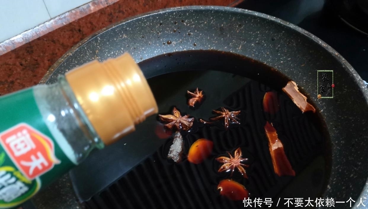 黃磊做韓式腌蒜苔，何炅驚叫：好吃！曬黃磊同款做法火了朋友圈！