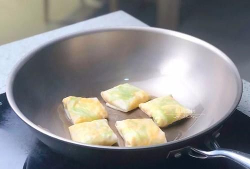 大盘|不用揉面，这菜做的饼真香，忍不住吃光了一大盘！