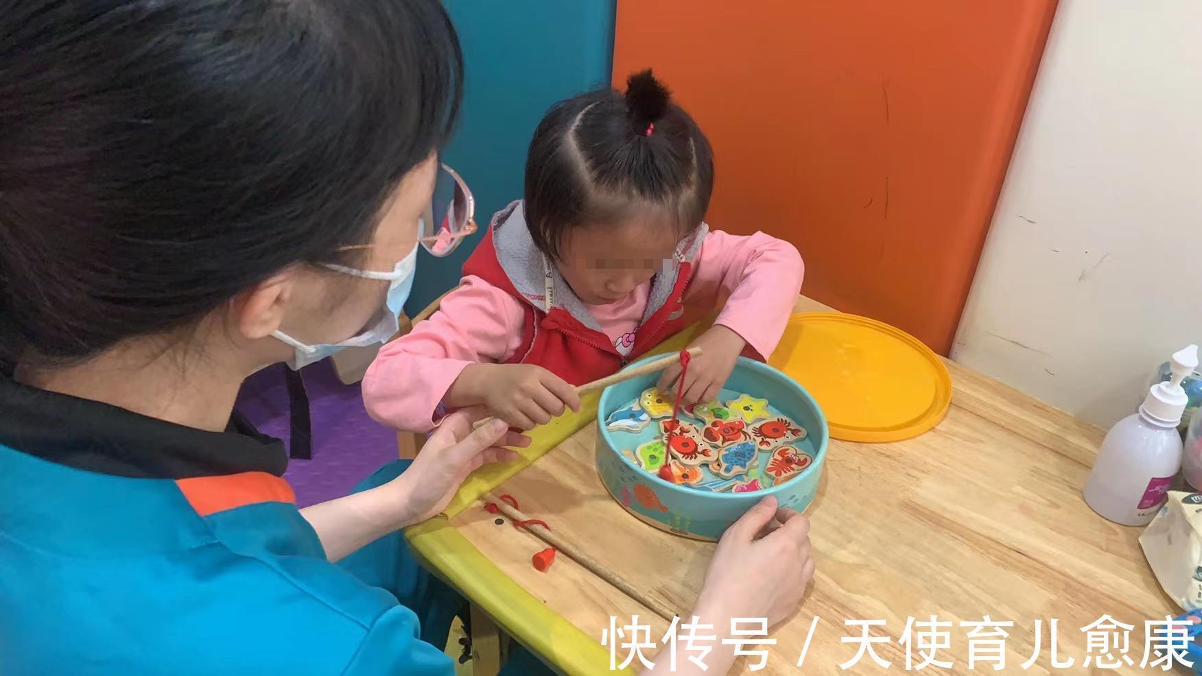 家庭和睦|天使讲堂:孩子频繁眨眼,家长应该怎么办?