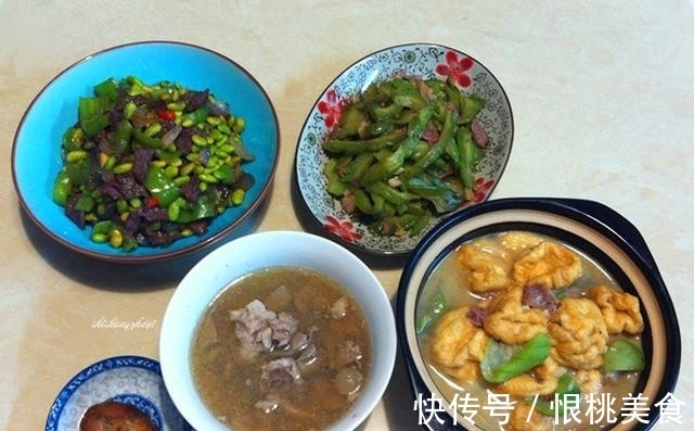 婆婆|表姐突然来访,临时弄了3道菜,表姐发朋友圈,说是吃大餐