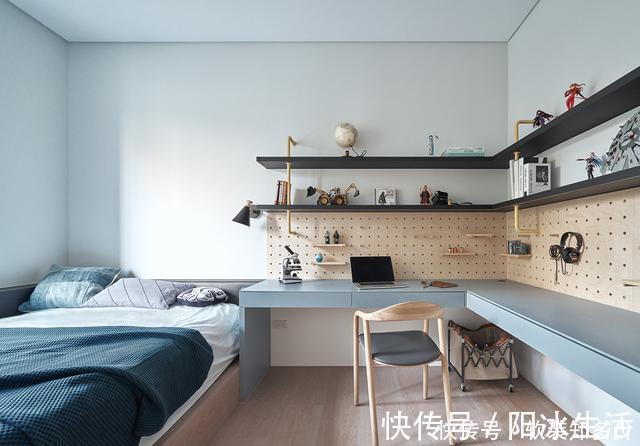 层架|一家三口住在这素雅别致的环境中，真令人羡慕，这是怎么装饰的呢