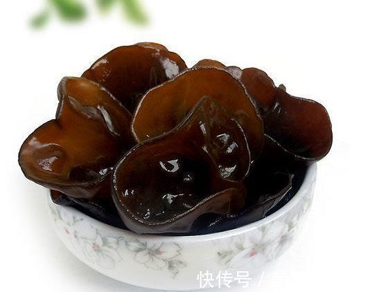 维生素爱美的人都爱吃3物，促进食物消化，改善便秘，气色红润更年轻