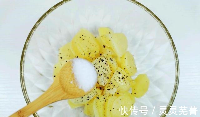 黑胡椒粉|培根搭配土豆泥,外皮焦香、里面软糯,没吃过的一定要试试!