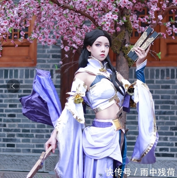 紫霞仙子|王者cos:露娜的新婚之夜,你可愿意还记得她的月下无限连