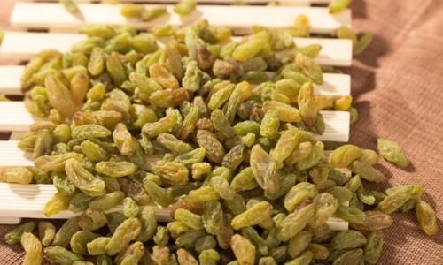 常吃葡萄干的人，身體不會差，但切忌與一物同食，現(xiàn)在知道還不晚