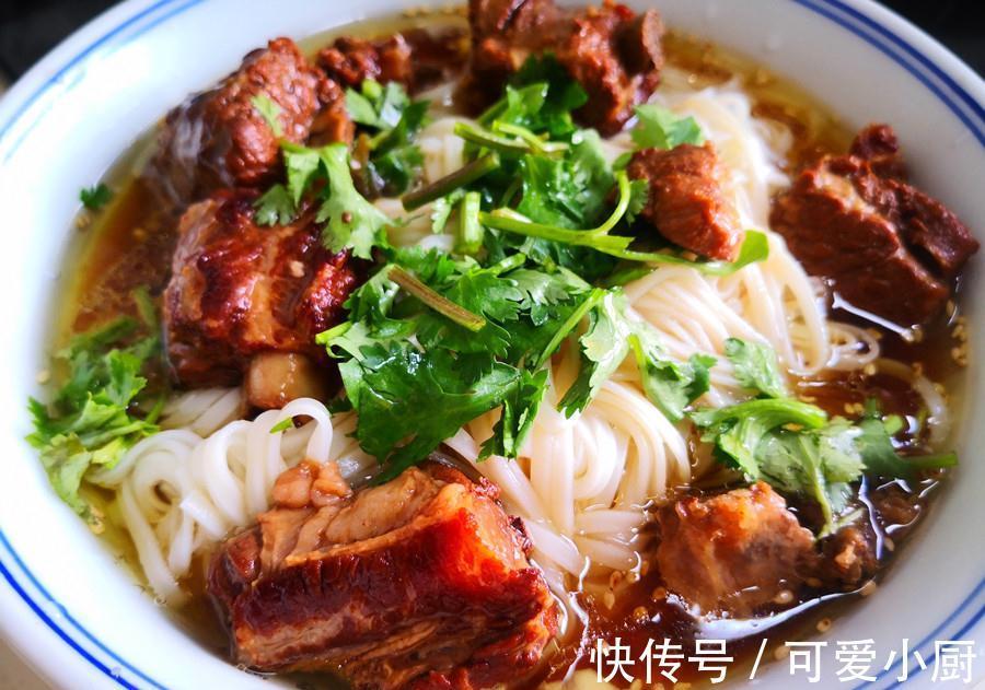 天冷了，吃牛肉面不如吃此面，营养足味道香，上桌汁都不剩，真香