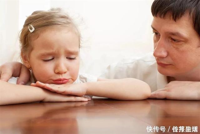 父母|别让礼貌毁掉孩子,这四种行为要摒弃,别再教孩子了