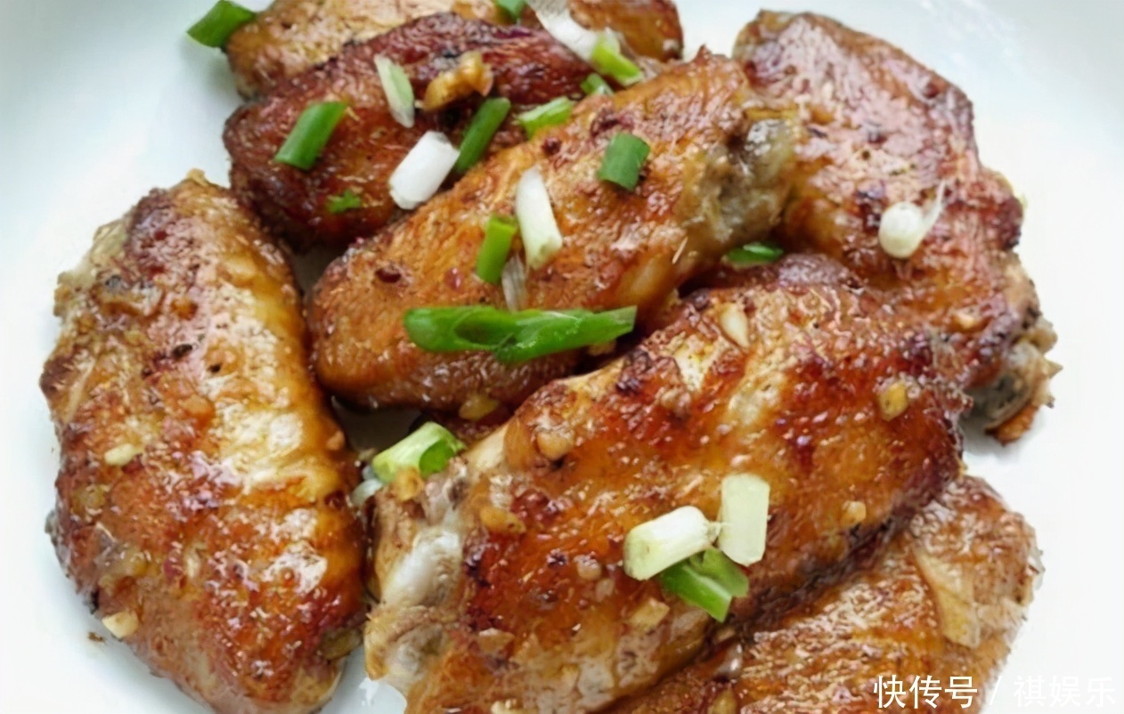 女性不妨经常吃以下食物,养护血管,排毒清肠