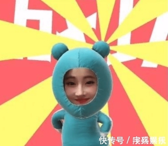 |冯提莫挑战一二三木头人,搞笑表情抢镜,网友:赶快get同款游戏