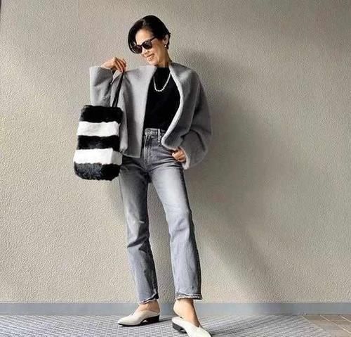  日本56岁妈妈太会穿了！秋冬显高搭配时尚气质，圈粉无数小个子！