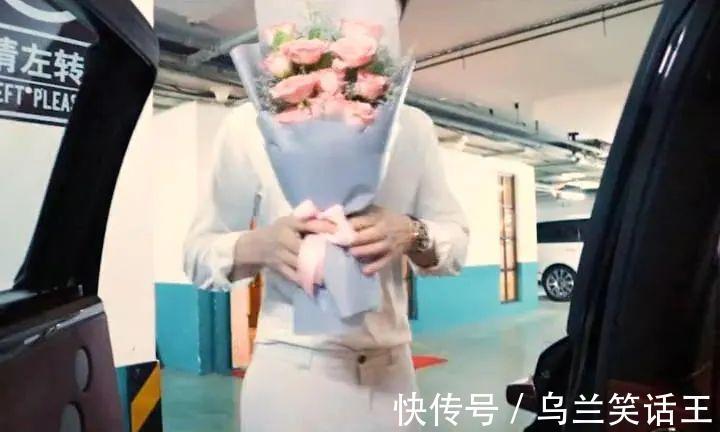 女朋友|开着自家的「公交车」跟女朋友约会是什么体验?原来电影里的情节不是骗人的……