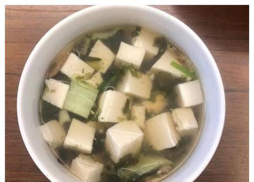 虾皮|它补碘是海带5倍，虾皮10倍，常吃促进骨骼的发育，脂肪分解！