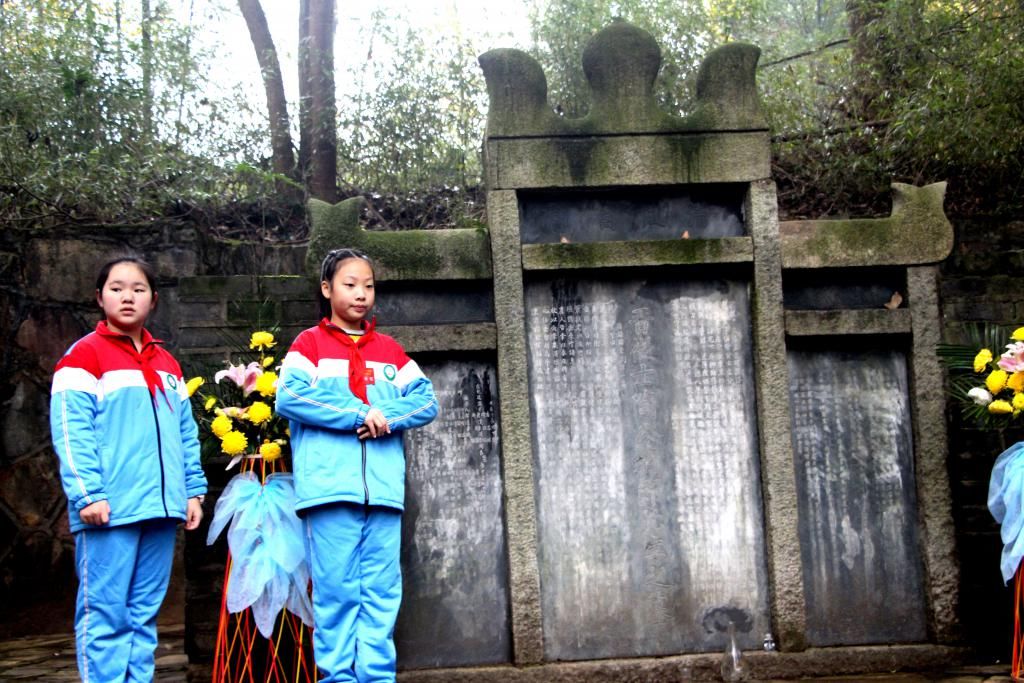 记住|记住乡愁栏目摄制组一行走进陶渊明纪念馆