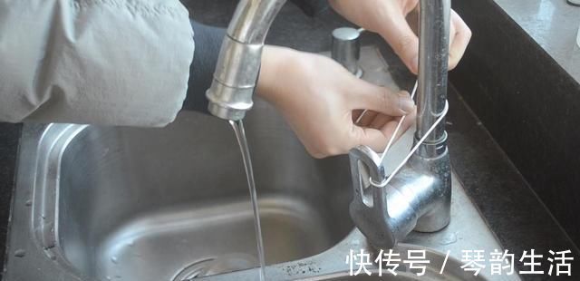 出水量|衣服上吊牌不要丢,放在家里用途真厉害,一年省不少钱,长见识了