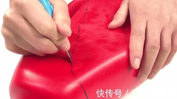 空洗衣液|洗衣液空瓶扔掉等于在扔钱切几刀放在厨房,全家人都要抢着用