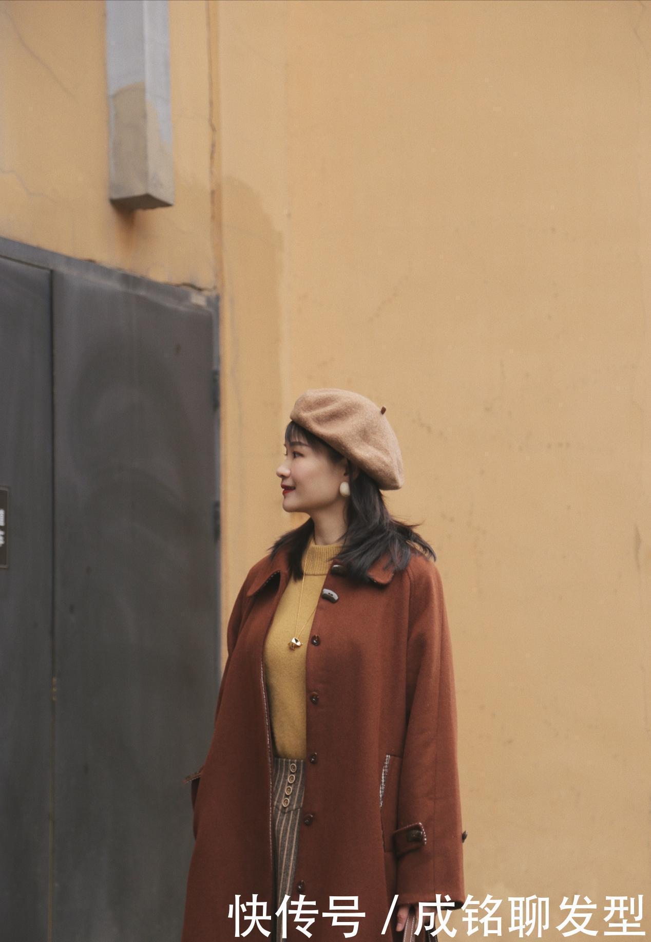 早春流行“大衣+裙子”穿法,时尚百搭优雅又高级,显瘦又洋气