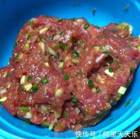 做肉馅饺子,这3种“料”必须加,饺子美味不油腻,越吃越香!
