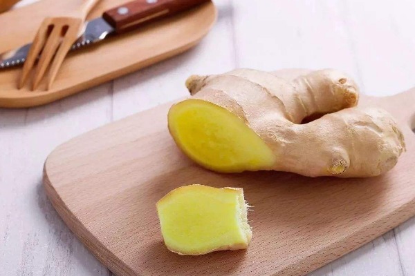 吃法|吃姜不去皮，吃错害自己！生姜吃法有讲究，原来吃错那么多年！