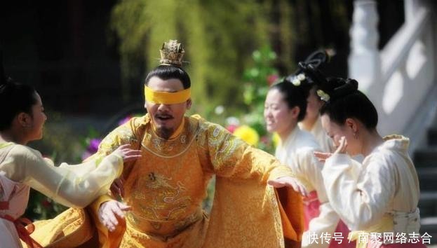 小妈|皇帝前脚驾崩,后脚太子就让小妈侍寝,谁知却成就了一位千古名帝