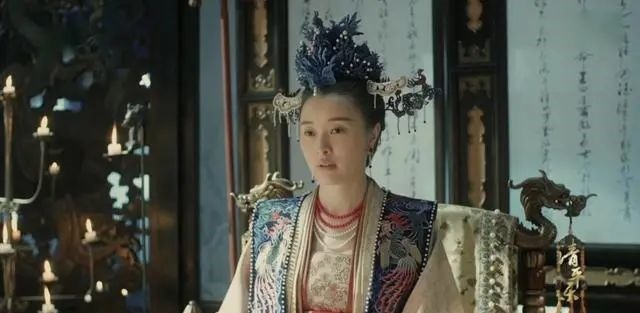 天壤之别|从两份遗诏看武则天与刘娥的垂帘听政,一字之差天壤之别