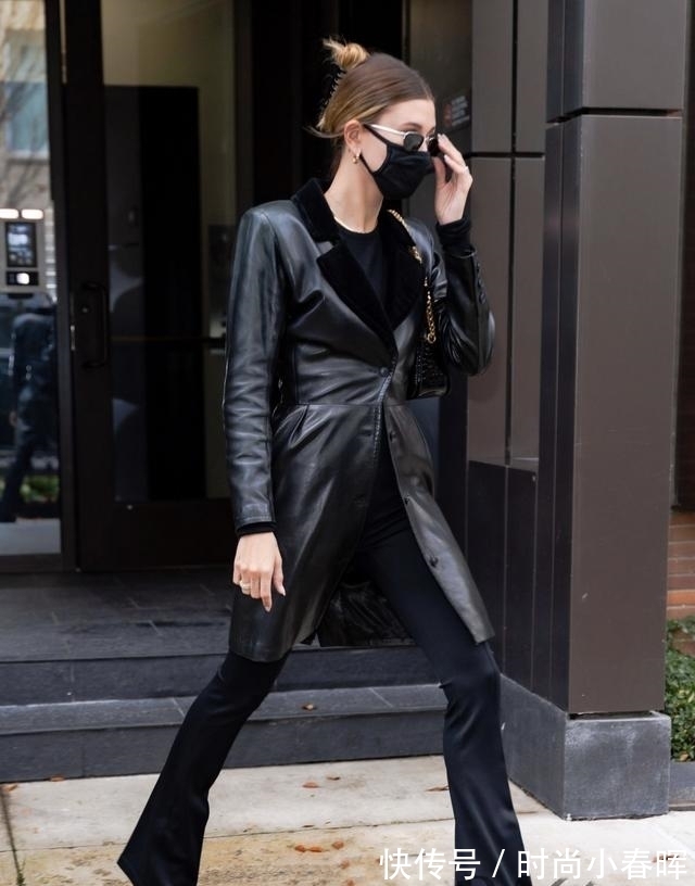 高跟鞋|孟晚舟携老公露面!穿黑裙长发披肩温柔优雅,抬头看丈夫一脸崇拜