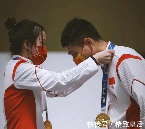 杨倩|清华杨倩也是时髦精!不仅成奥运00后首位双冠王,还带火幸运发夹