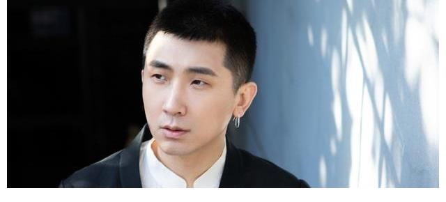 開播前一天，《追光吧》緊急撤檔，無外乎三個原因