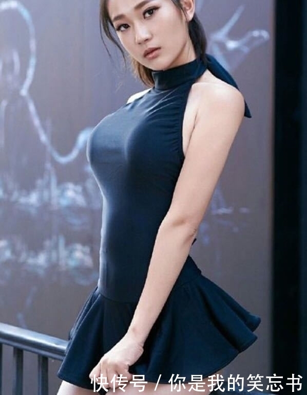 美女|街拍:个性时尚的美女,走心搭配清爽自然很怡人!