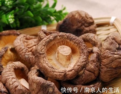 食物|女性常吃几种食物，补铁补血、杀菌消炎、保护卵巢、告别妇科病！