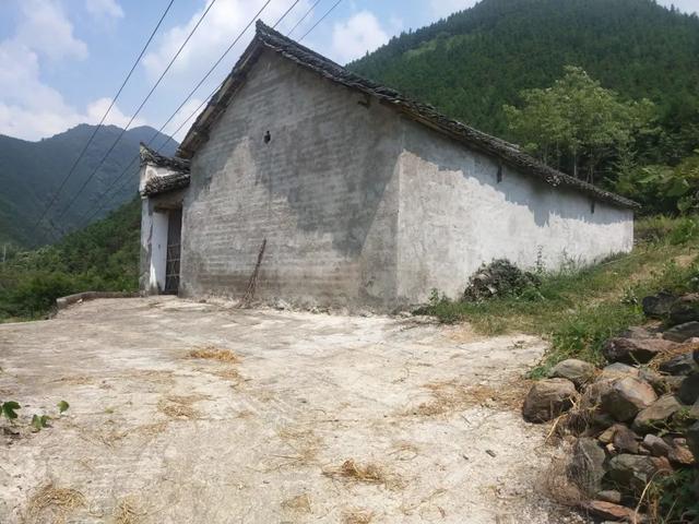 全州大西江重修地母殿,传说此殿神奇,你信吗