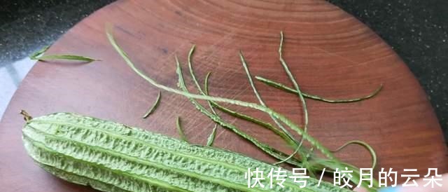 开胃汤|1根丝瓜3个蛋,教你一锅我家最爱喝的开胃汤,汤汁奶白营养又好喝!