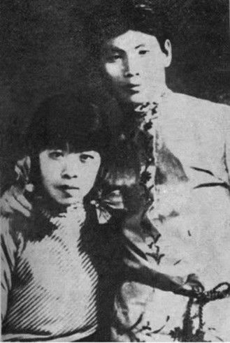 萧军$萧红:两次怀孕时改嫁,却没有留下一个后代,死时落寞凄惨