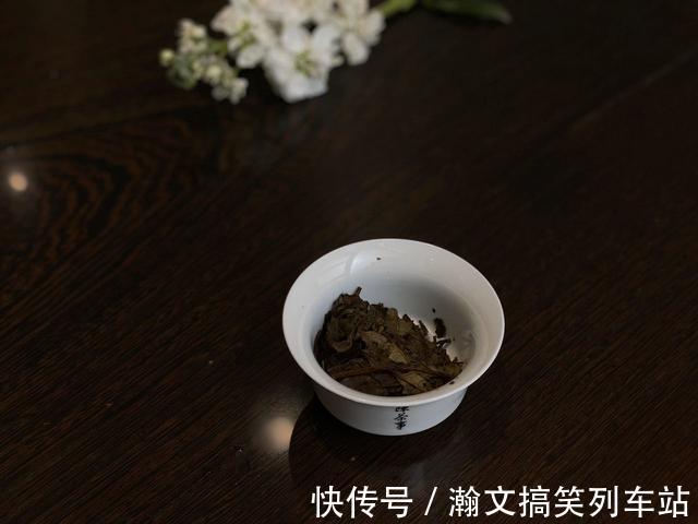 茶类$绿茶焦味，红茶酸味，老白茶仓味，六大茶类的不良气味，请多警惕