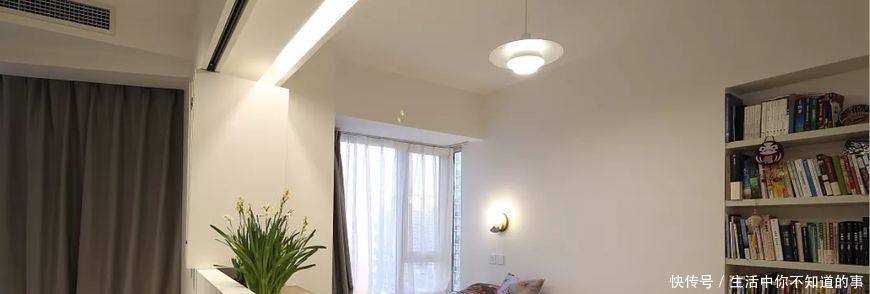 沙发|老公硬在沙发墙上凿个“窗户”马桶上方打柜子，完工后我懵了