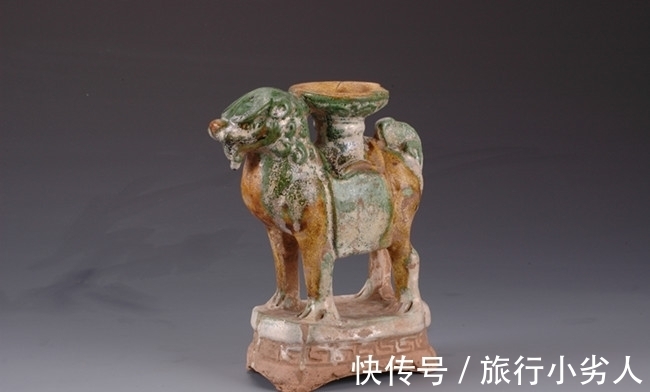 造型#古代为什么多是动物造型的陶瓷烛台,你知道有什么寓意吗
